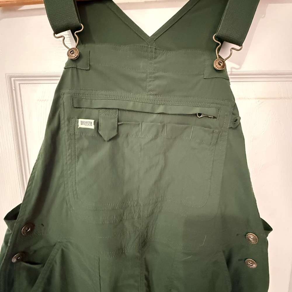 Duluth Trading Co Forest Green Women's Gardening Overalls Size Medium 31
